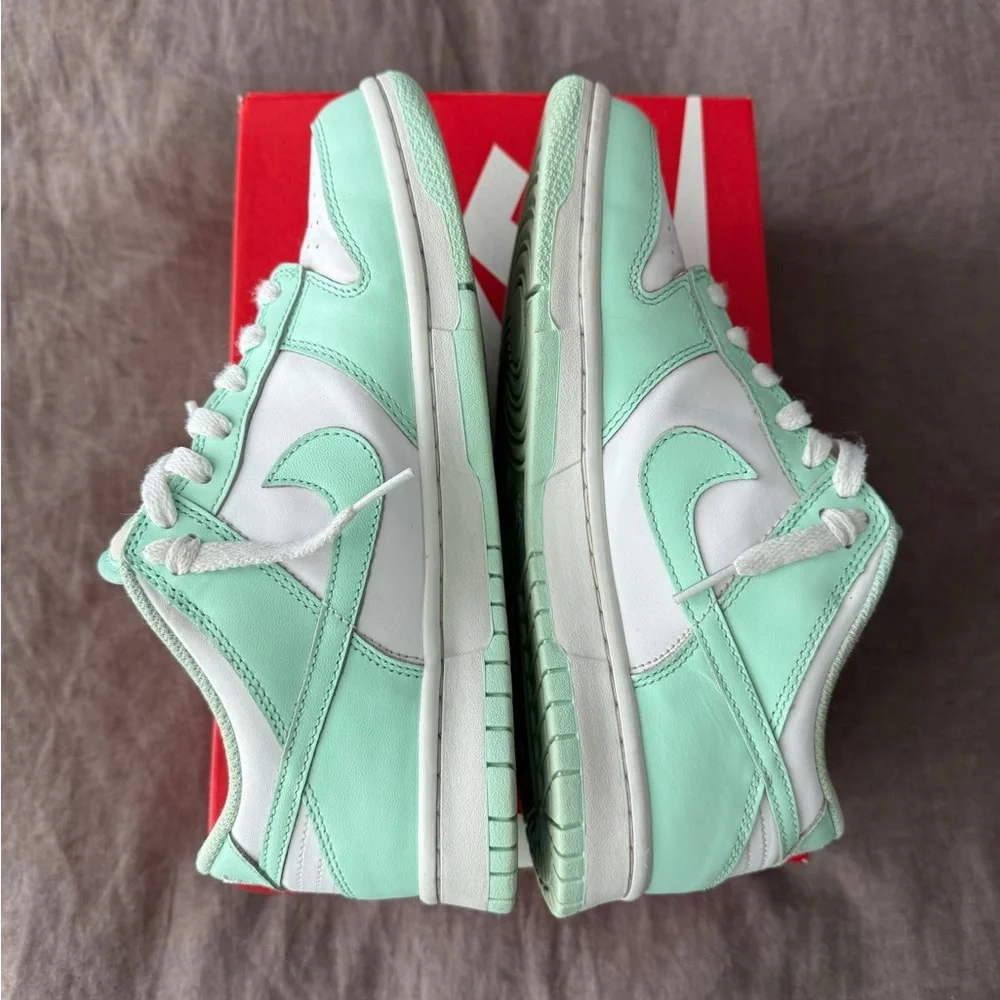 Nike Dunk Low GS Big Kids (FZ3534-100) “Mint Foam”